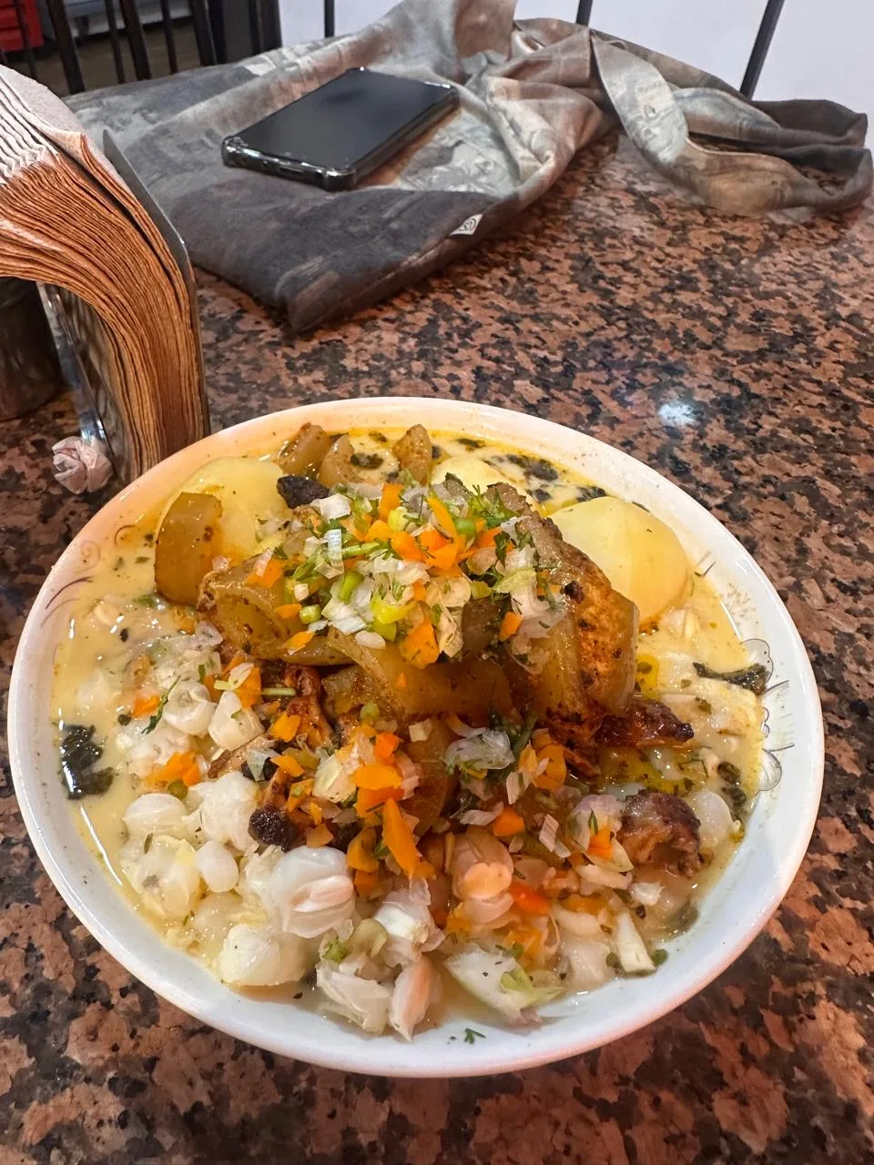 Plato de Mishqui con mote y papas